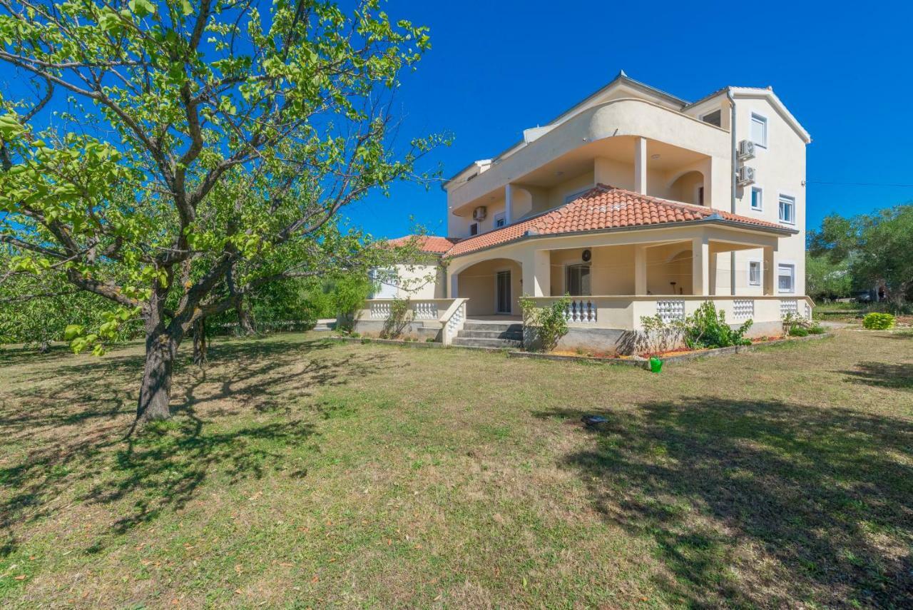 Apartman Lea Sukošan Exterior foto